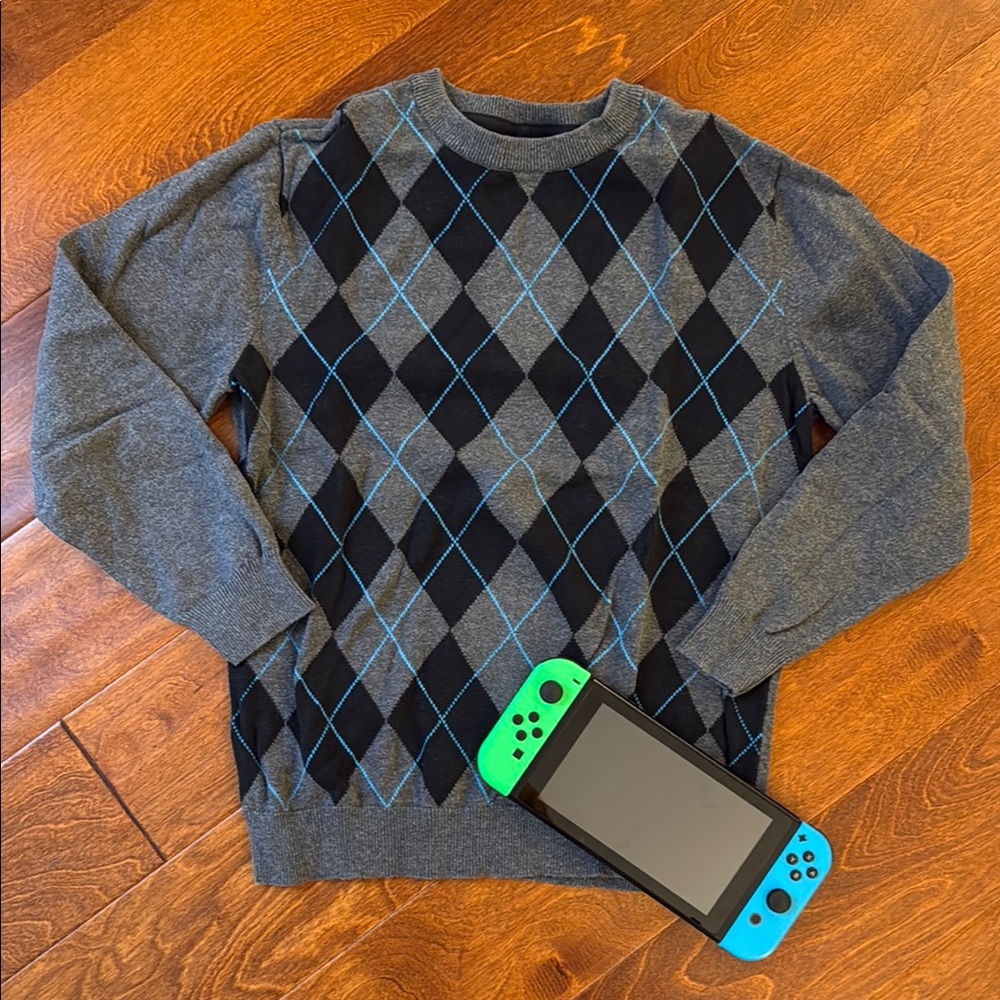Old Navy • Boy’s Gray Argyle Sweater